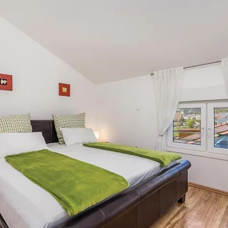 1 Bedroom Lovely In Palit New Translation