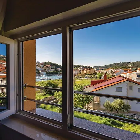 1 Bedroom Lovely In Palit * New Translation