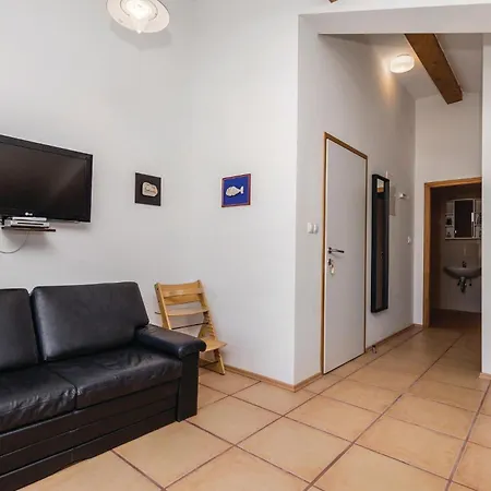 1 Bedroom Lovely In Palit *