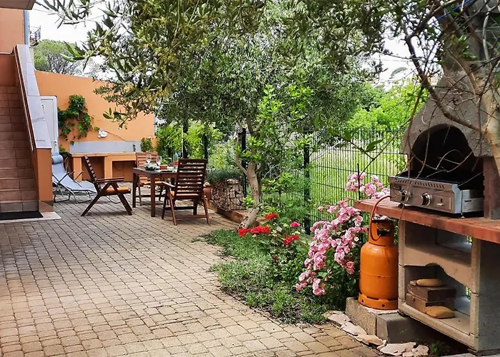 1 Bedroom Lovely In *