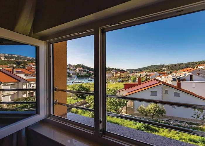1 Bedroom Lovely In * Palit